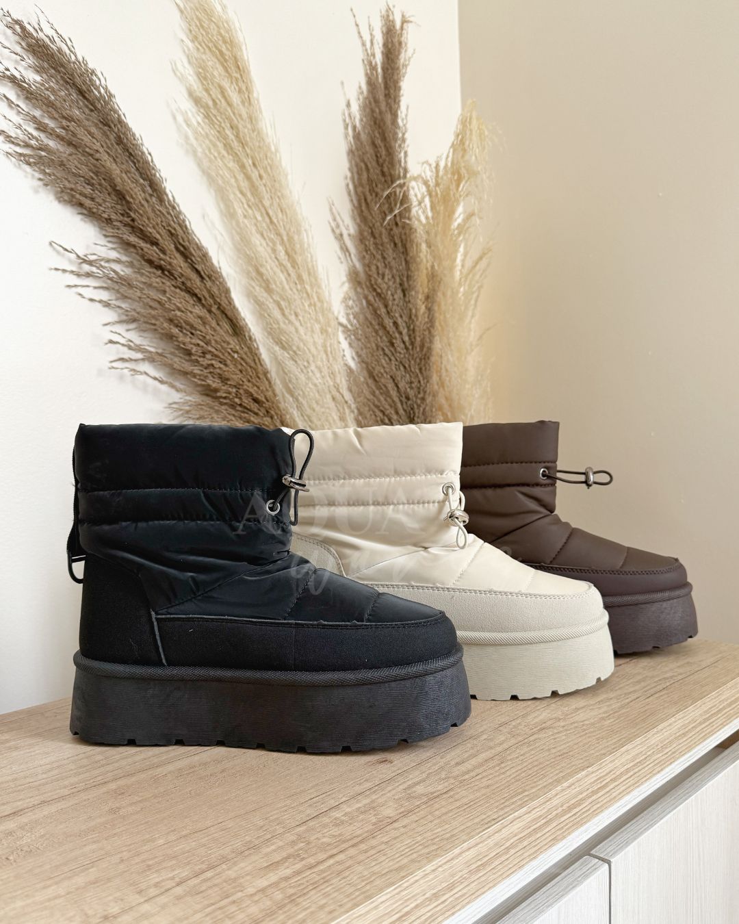 PANTUBOTA IMPERMEABLE NEGRO