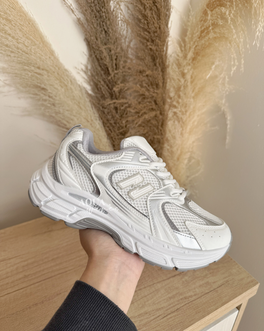 ZAPATILLA DEPORTIVA NB BLANCA