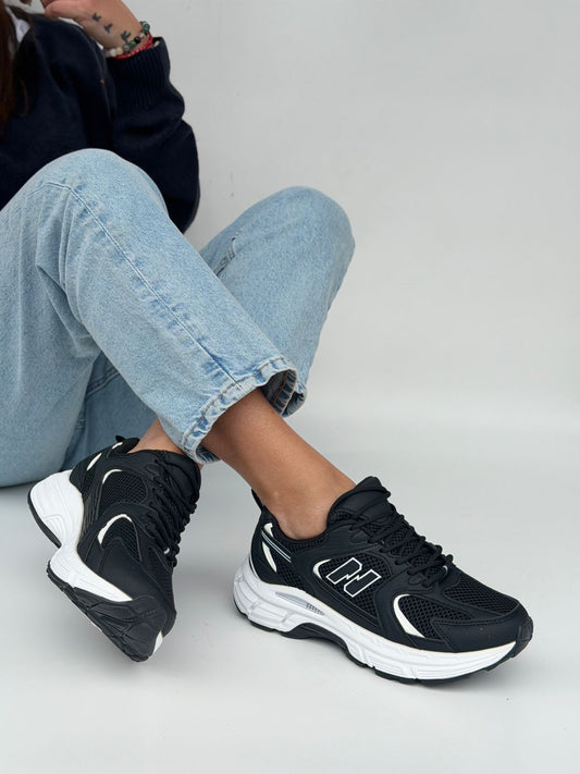 ZAPATILLA DEPORTIVA NB NEGRO