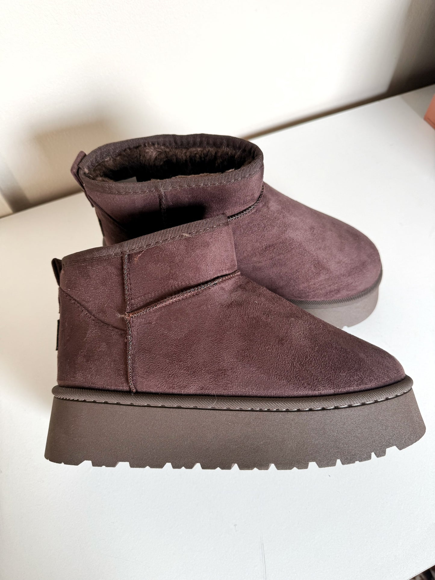 PANTUBOTA TEDDY CHOCOLATE