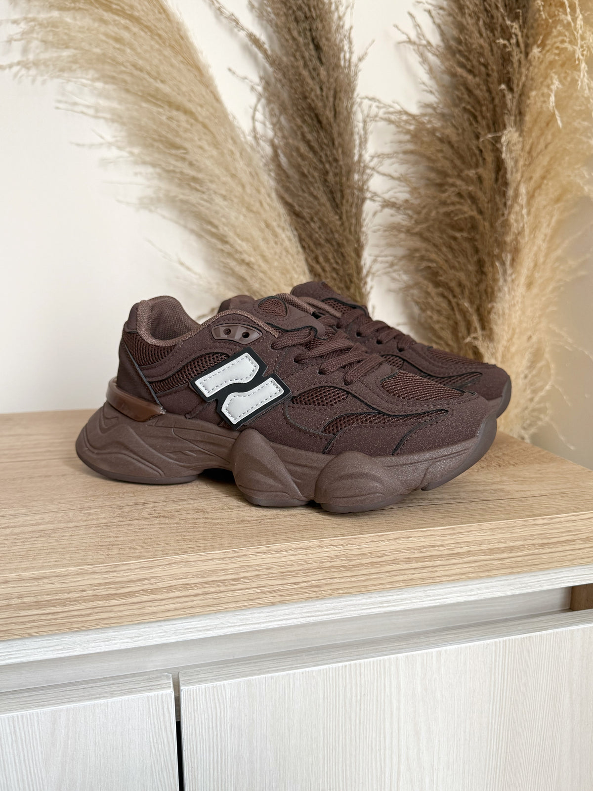 ZAPATILLA EST. NB 9060 CHOCOLATE