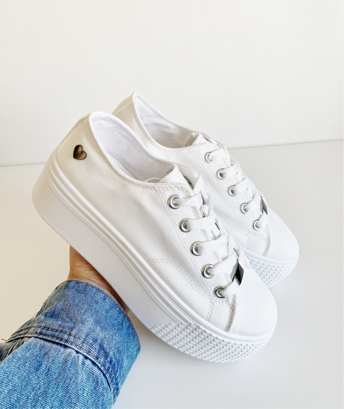 ZAPATILLA DAFNE