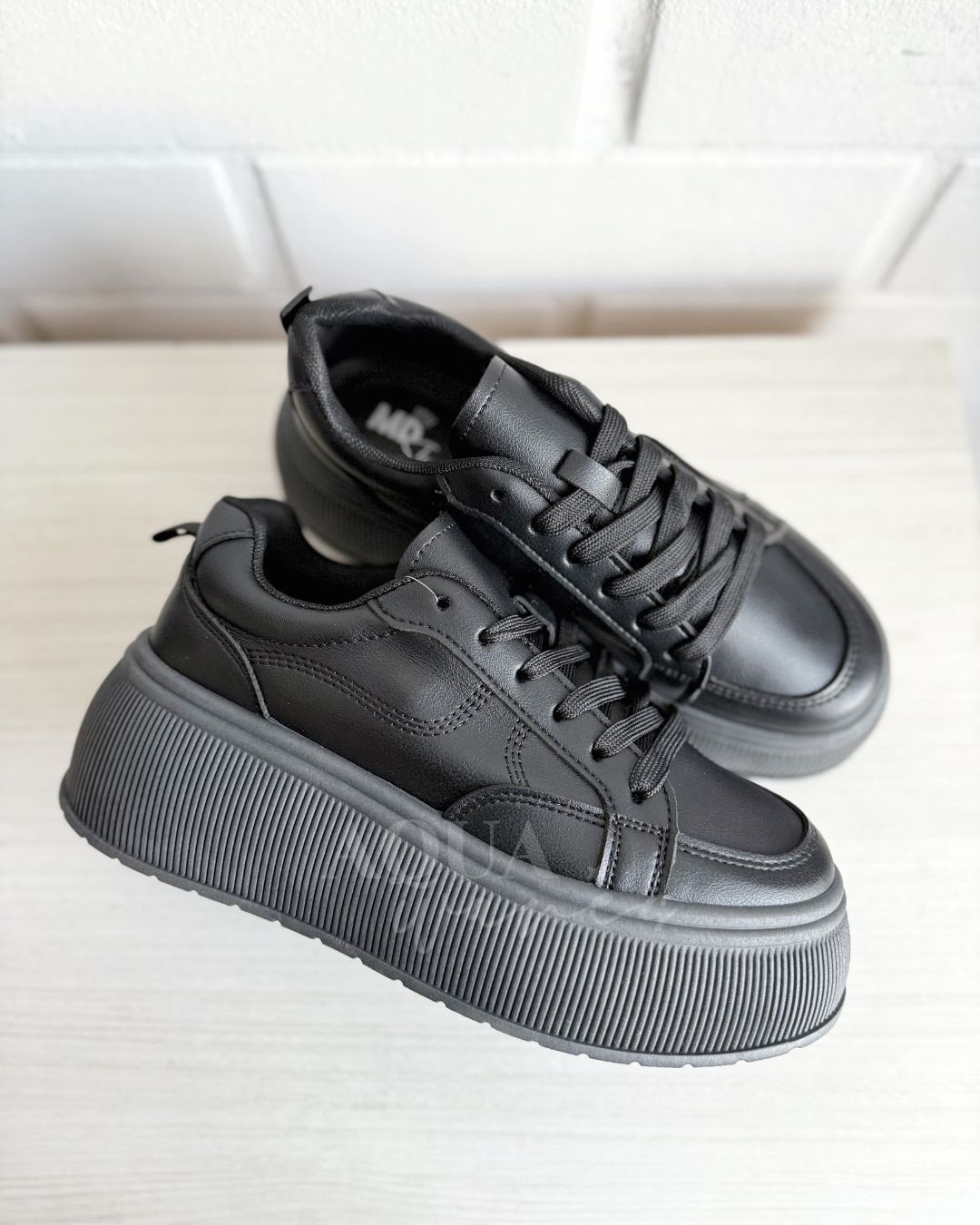 ZAPATILLA AUSTIN BLACK