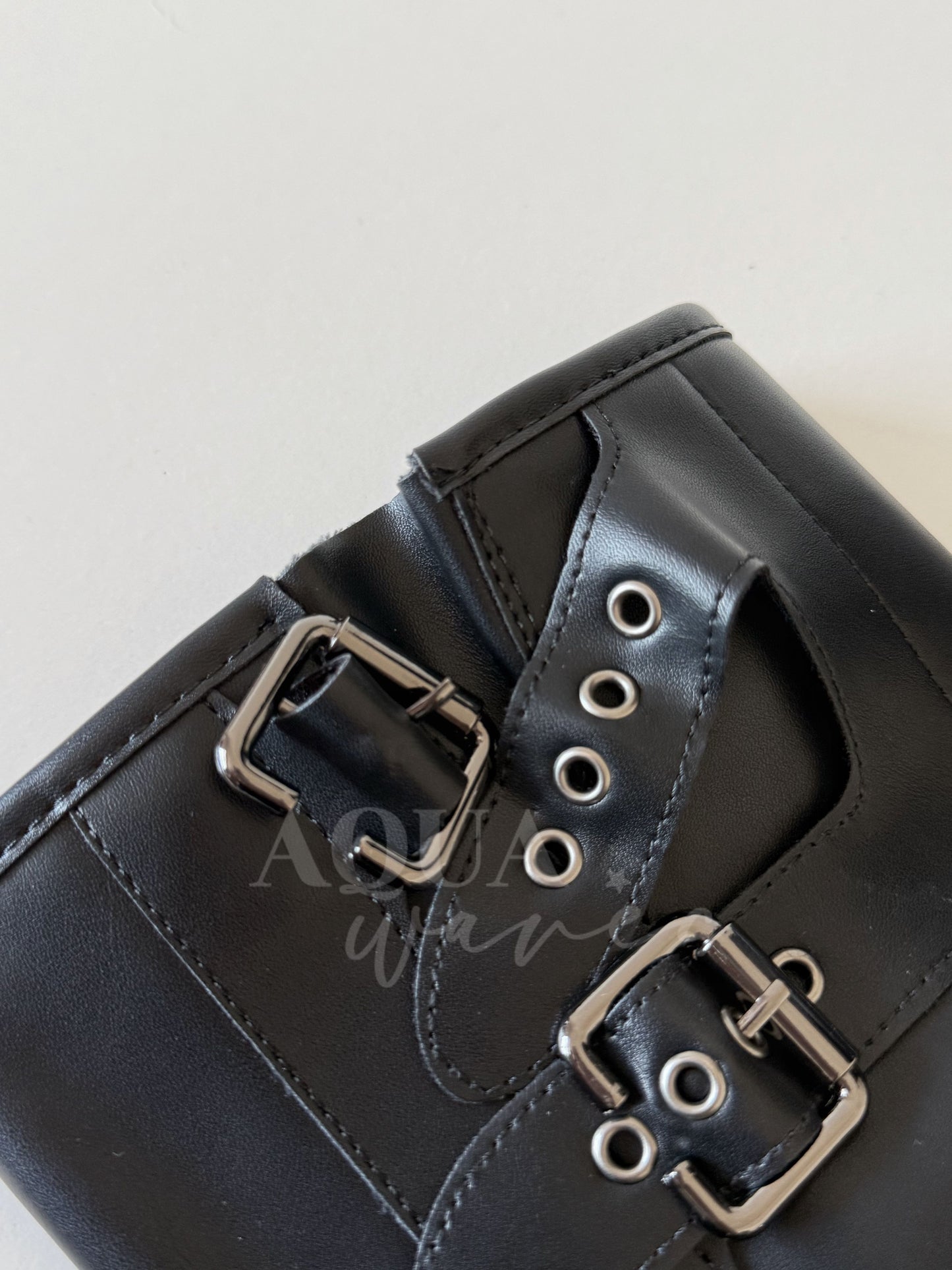 BOTA BIKER