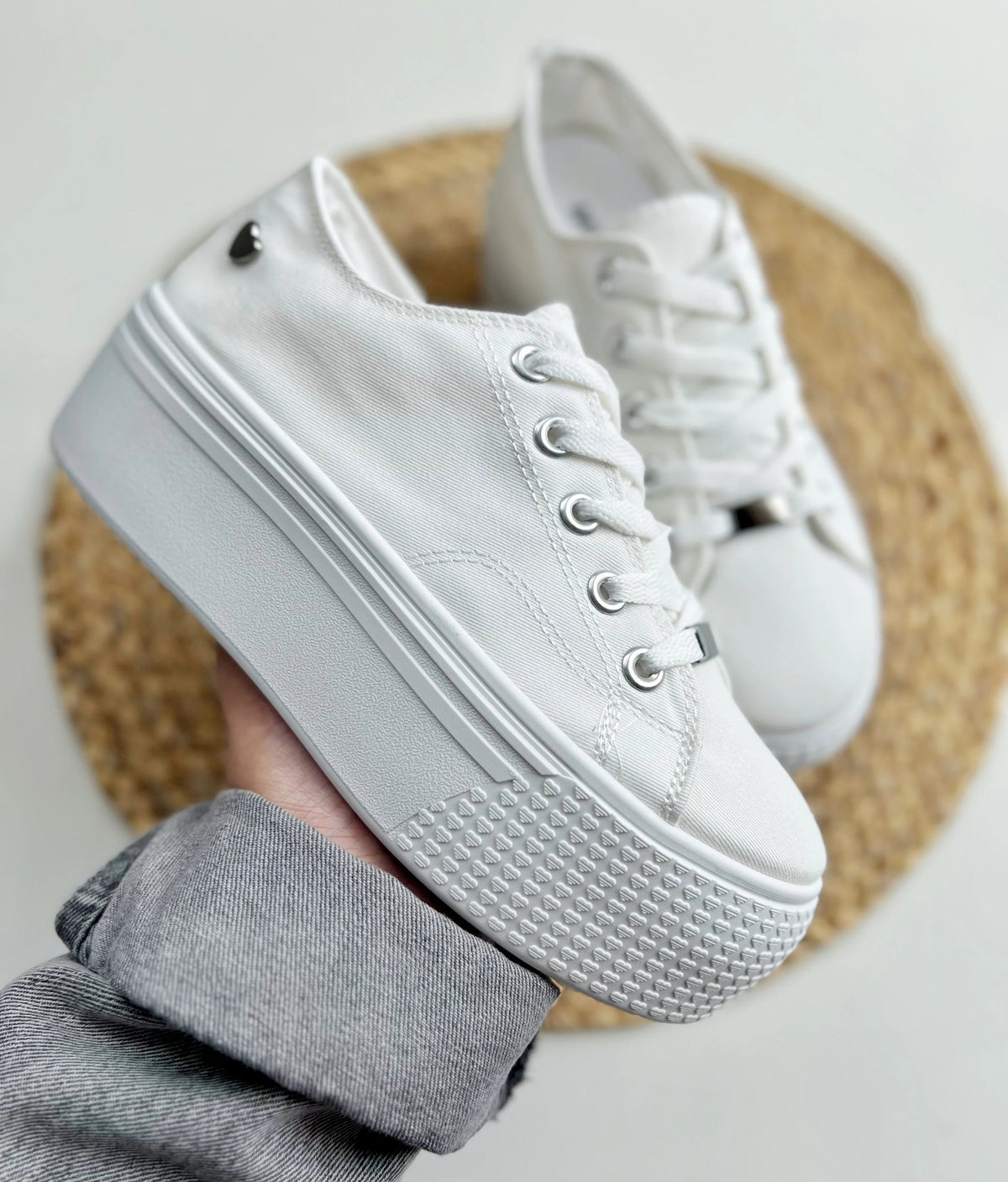 ZAPATILLA DAFNE