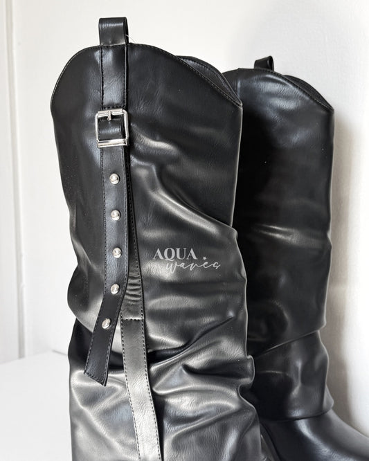 BOTA SLOUCHY