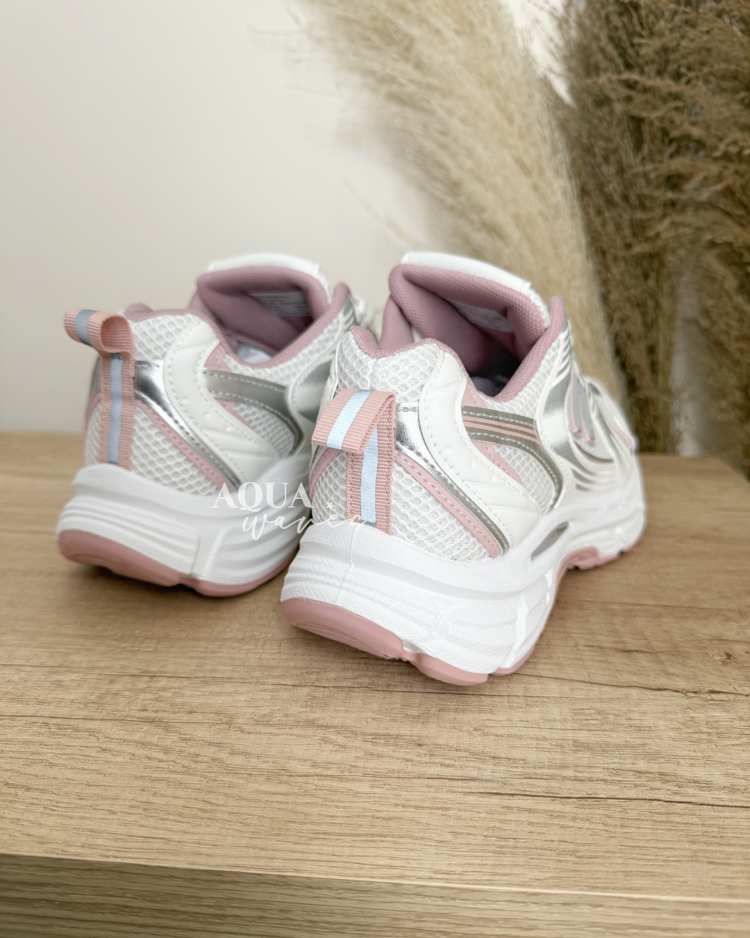 ZAPATILLA DEPORTIVA NB ROSA