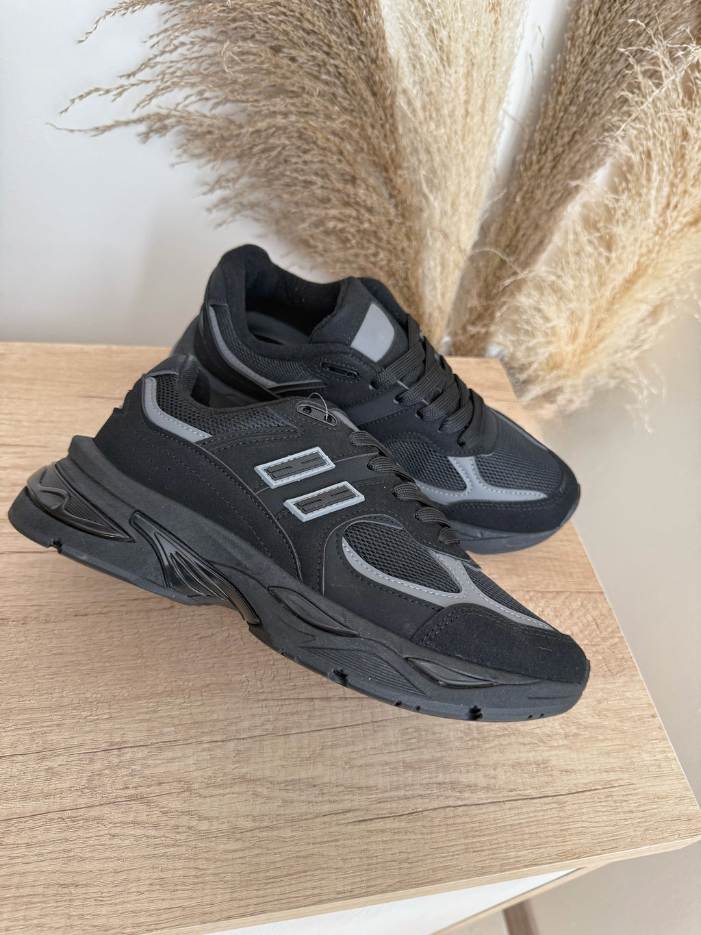 ZAPATILLA 6J10-1 NEGRO