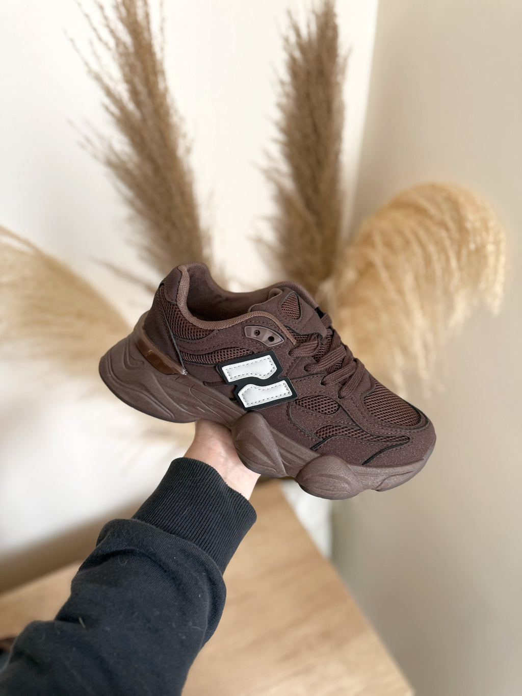 ZAPATILLA EST. NB 9060 CHOCOLATE